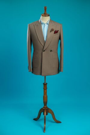 SUIT 009